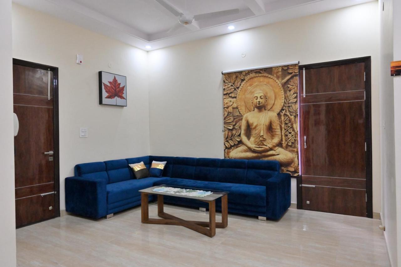 Ideal Home Stay Amritsar Bagian luar foto