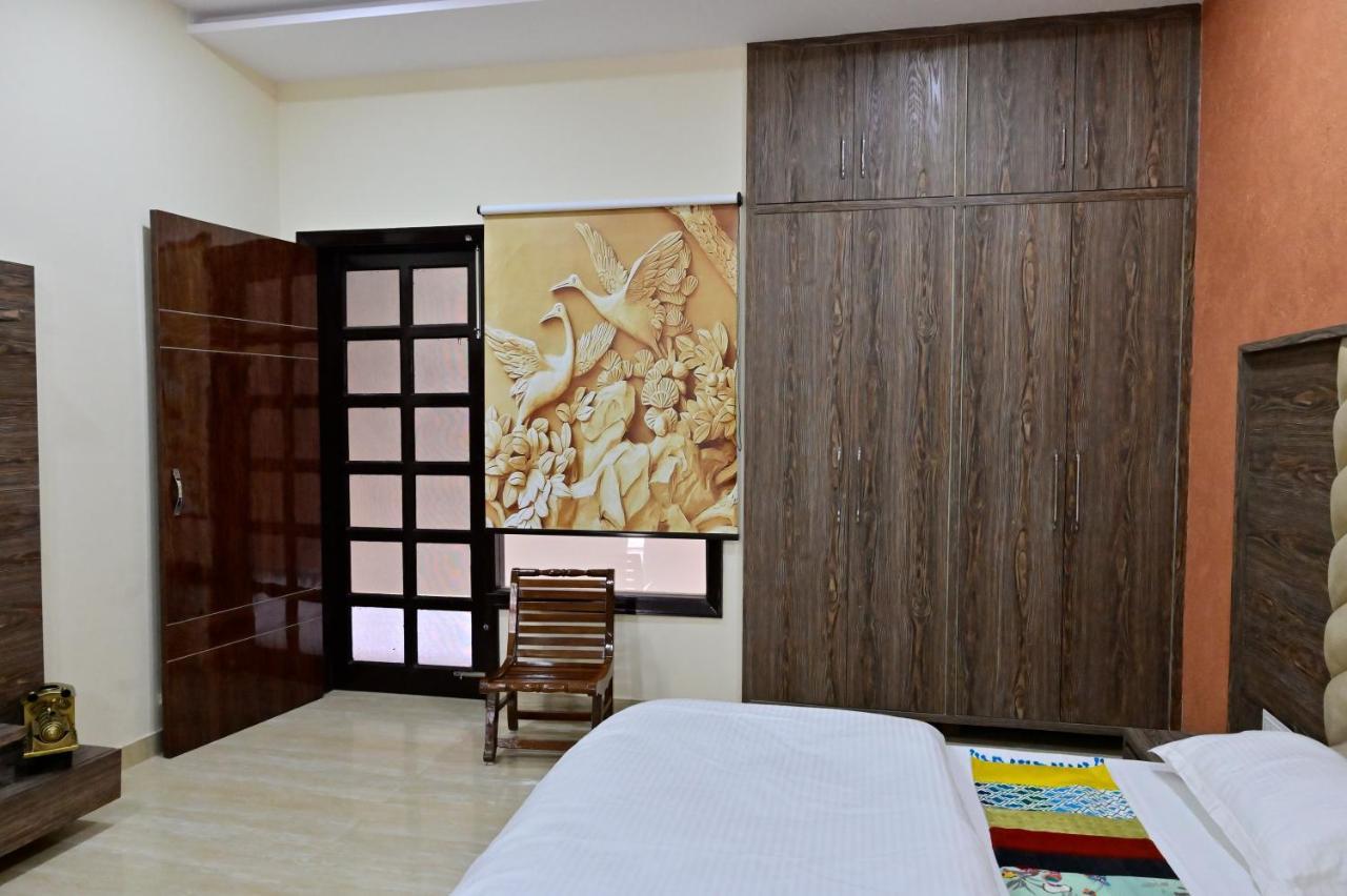 Ideal Home Stay Amritsar Bagian luar foto