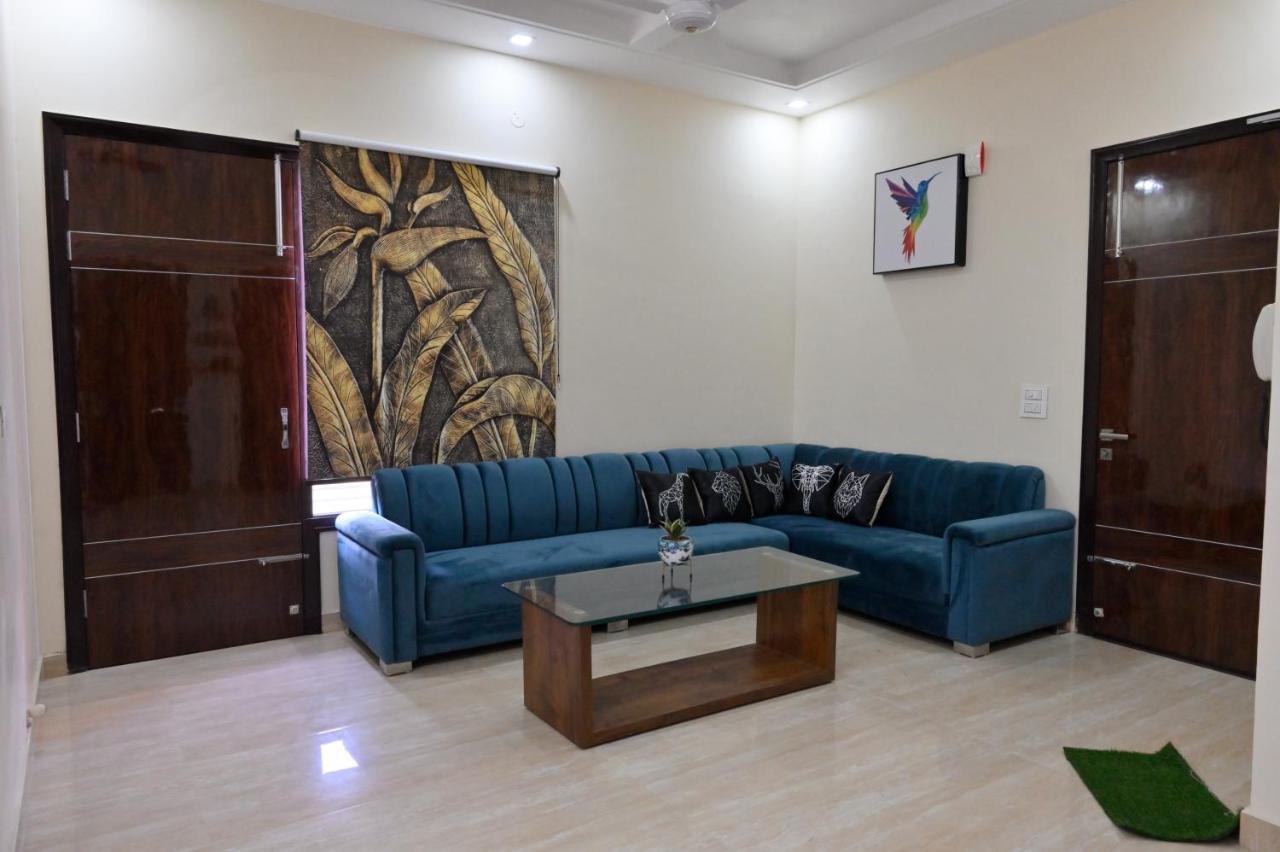 Ideal Home Stay Amritsar Bagian luar foto