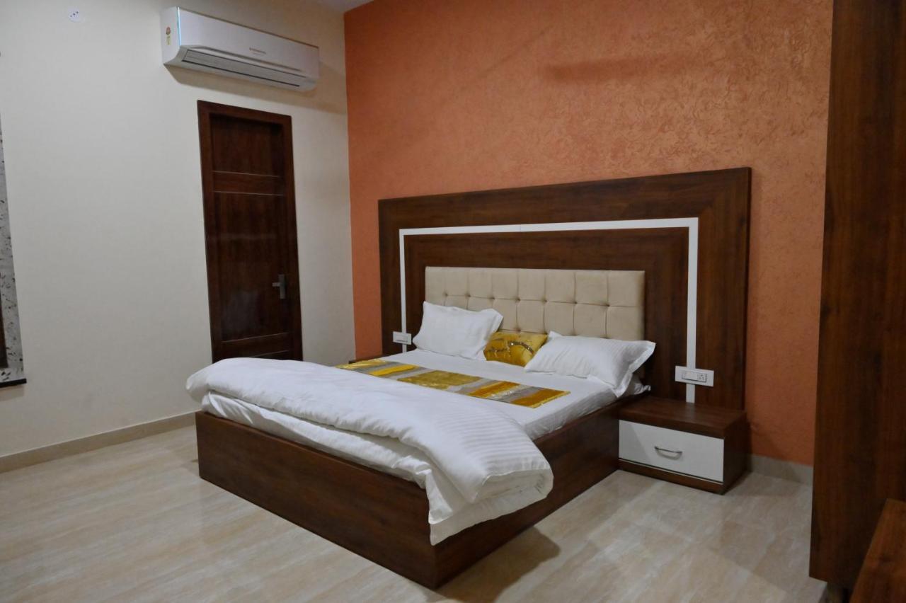 Ideal Home Stay Amritsar Bagian luar foto
