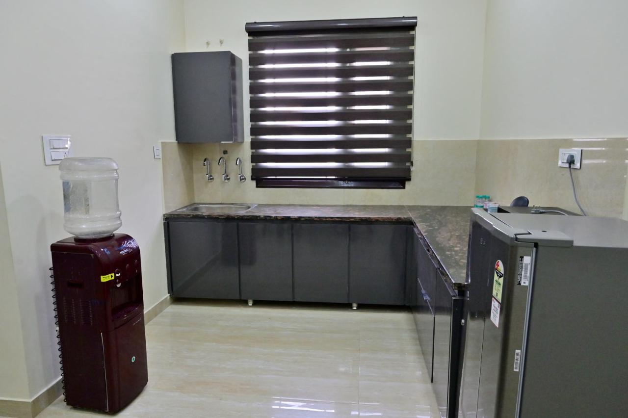 Ideal Home Stay Amritsar Bagian luar foto